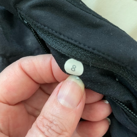 Lululemon Athletica Run Times Athletic Shorts size 8 - Picture 8 of 8